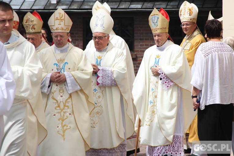 Odpust w sanktuarium Matki Bożej Cierpliwie Słuchającej w Rokitnie