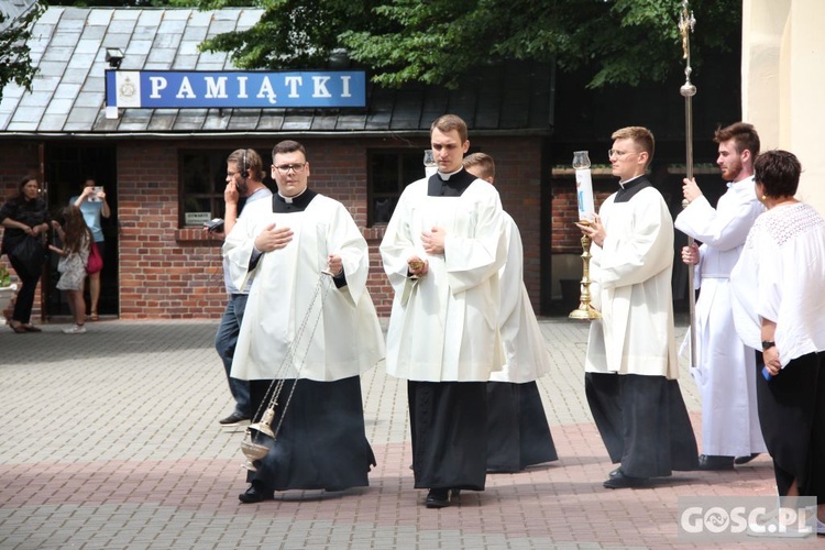 Odpust w sanktuarium Matki Bożej Cierpliwie Słuchającej w Rokitnie