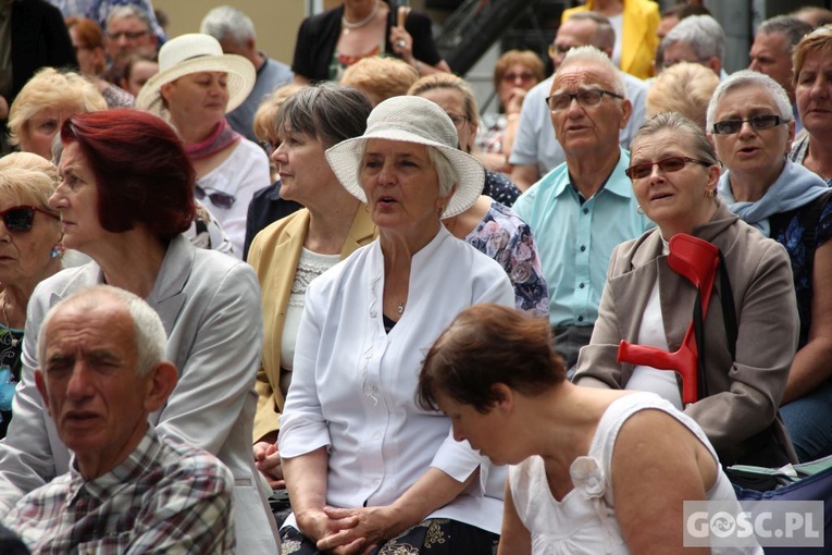 Odpust w sanktuarium Matki Bożej Cierpliwie Słuchającej w Rokitnie