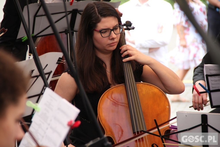 Odpust w sanktuarium Matki Bożej Cierpliwie Słuchającej w Rokitnie