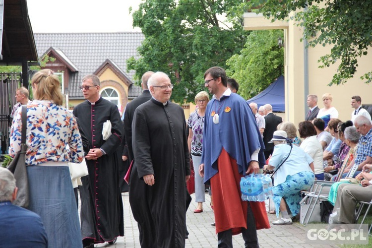 Odpust w sanktuarium Matki Bożej Cierpliwie Słuchającej w Rokitnie