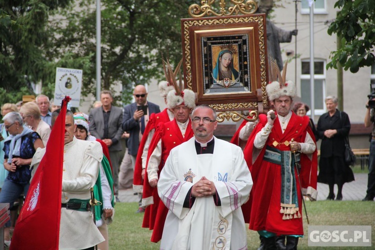 Odpust w sanktuarium Matki Bożej Cierpliwie Słuchającej w Rokitnie