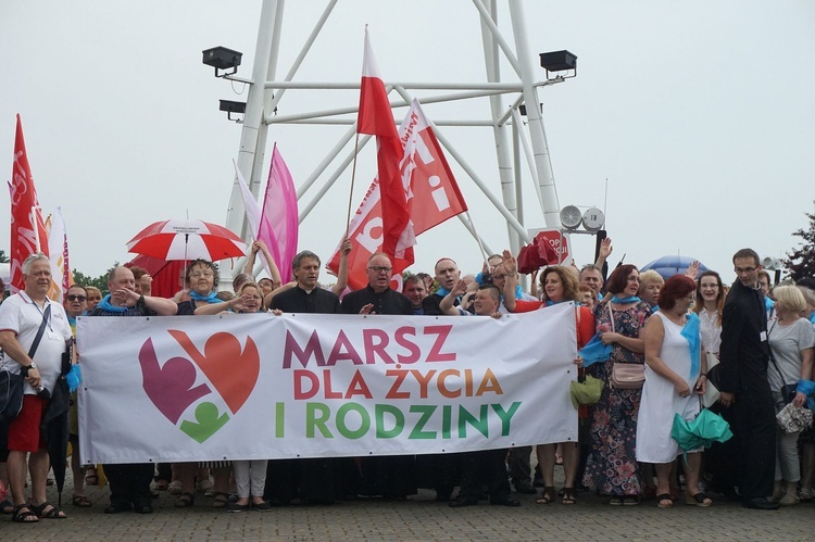 Marsz dla życia i rodziny w Zabrzu