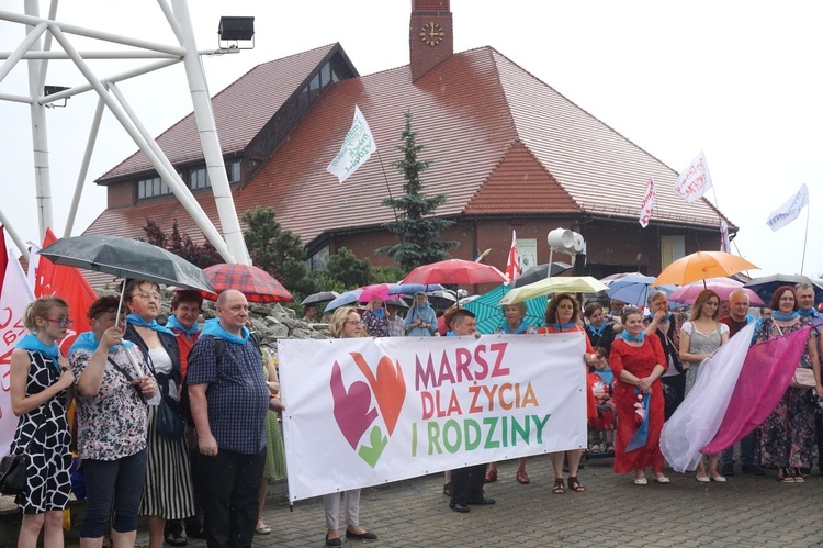 Marsz dla życia i rodziny w Zabrzu