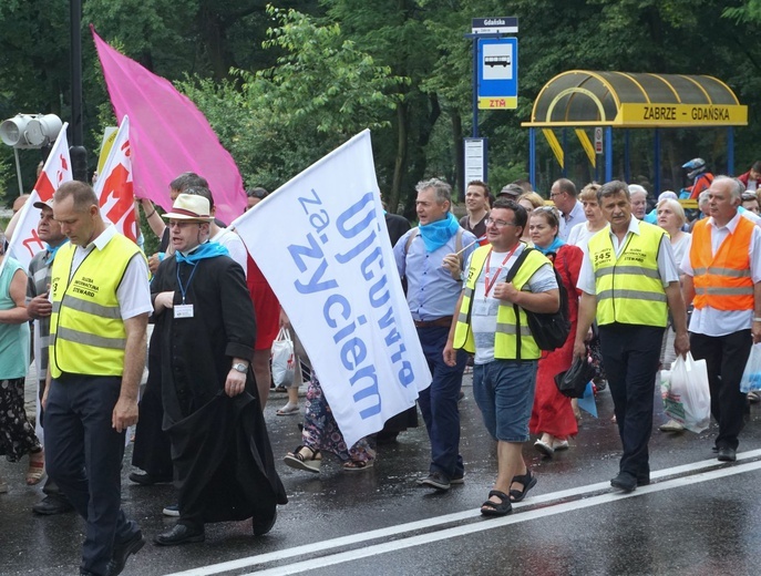 Marsz dla życia i rodziny w Zabrzu