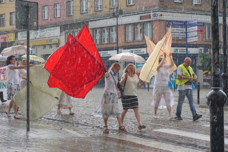 Marsz dla życia i rodziny w Zabrzu