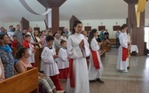 Eucharystia przy krzyżu papieskim 