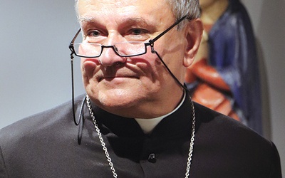 ▲	Wykład wygłosił  biskup  Michał Janocha. 