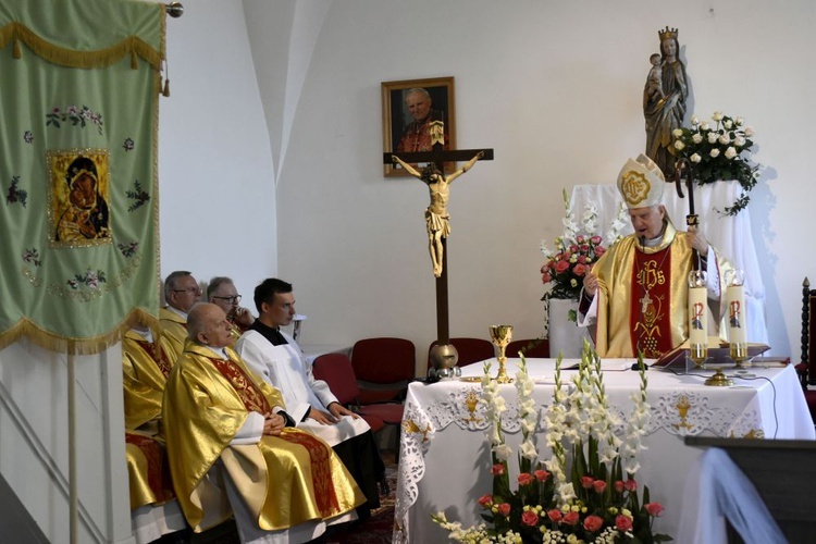 Uroczyste obchody 800-lecia świątyni w Gogołowie