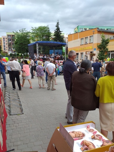 Marsz dla życia i rodziny i koncert w Nowej Rudzie