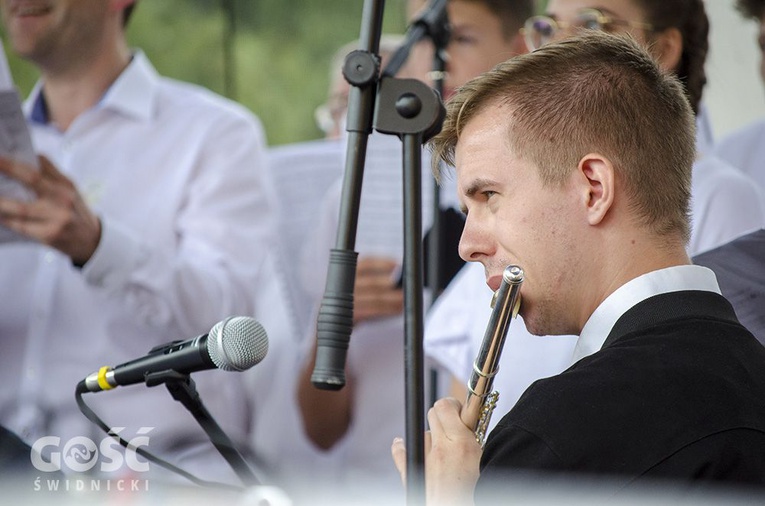 Marsz dla życia i rodziny i koncert w Nowej Rudzie