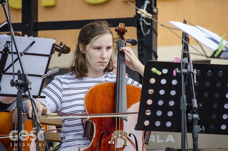 Marsz dla życia i rodziny i koncert w Nowej Rudzie