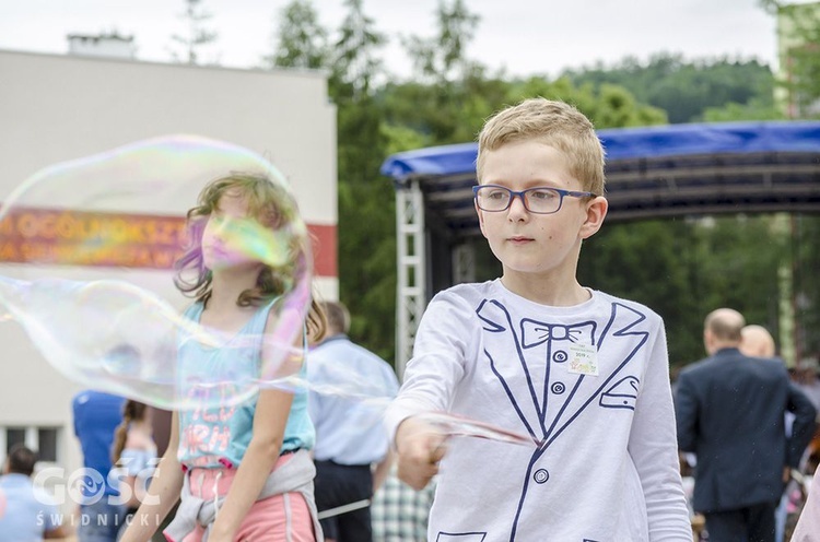 Marsz dla życia i rodziny i koncert w Nowej Rudzie