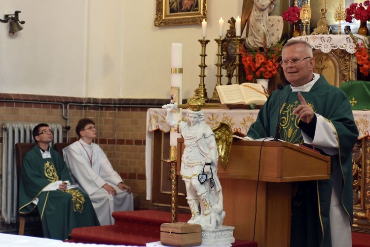 Zakończenie roku w Katolickim Niepublicznym Gimnazjum im. ks. Franciszka Blachnickiego w Świdnicy