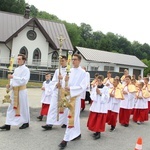 Błogosławieństwo kaplicy cmentarnej i odnowionych organów w Podegrodziu