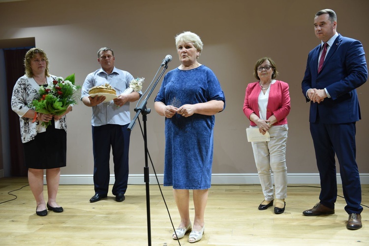 Z Krasnokamienki do Charzewic