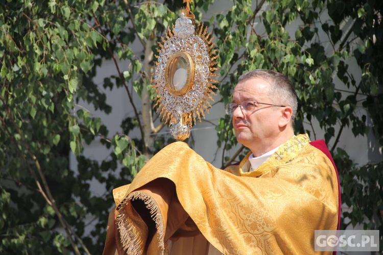 Procesja Bożego Ciała na ulicach Głogowa