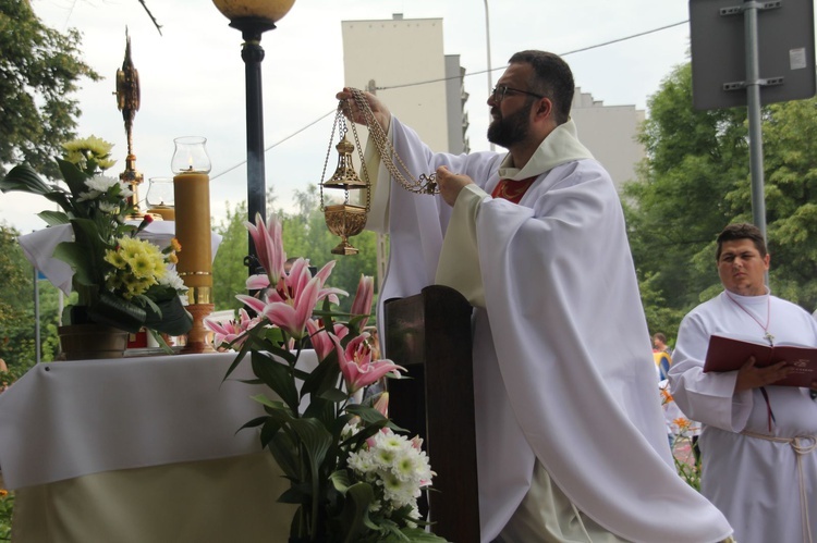 Procesja parafii ojców dominikanów i serbinowskiej