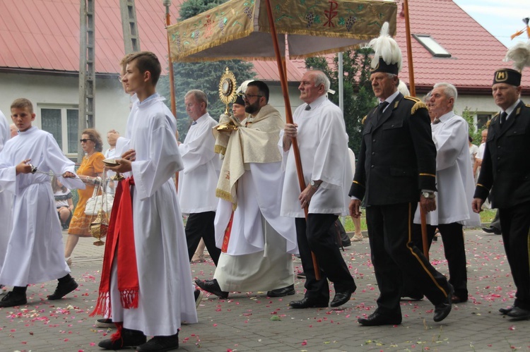 Procesja parafii ojców dominikanów i serbinowskiej