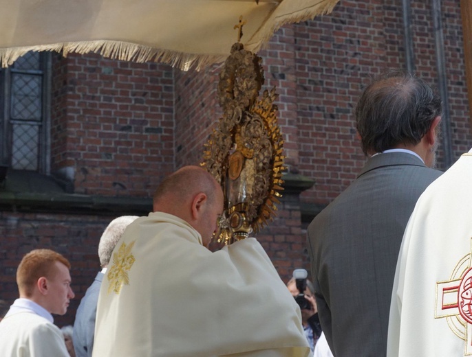 Centralna  procesja Bożego Ciała w Gliwicach