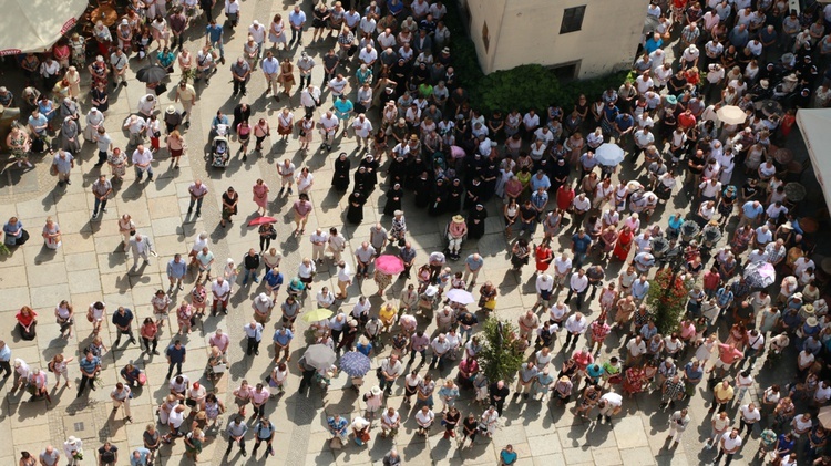 Centralna procesja Bożego Ciała we Wrocławiu 2019