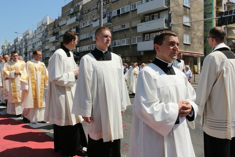 Centralna procesja Bożego Ciała we Wrocławiu 2019