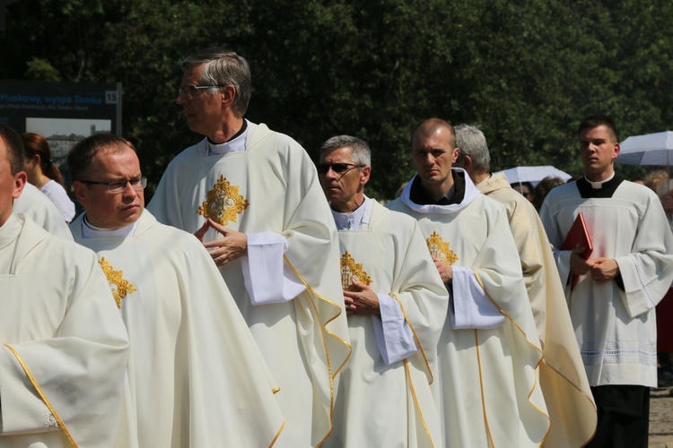 Centralna procesja Bożego Ciała we Wrocławiu 2019