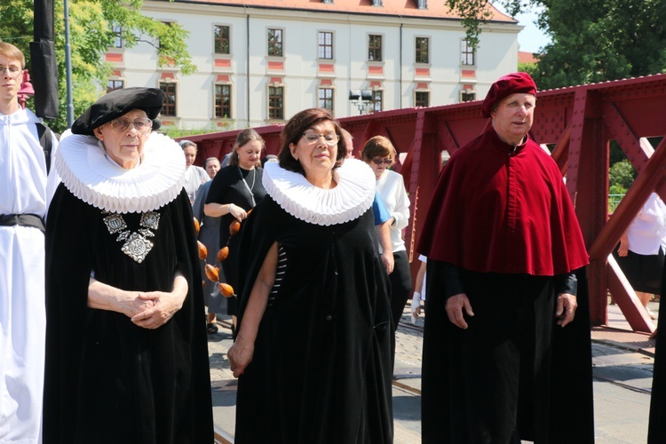 Centralna procesja Bożego Ciała we Wrocławiu 2019