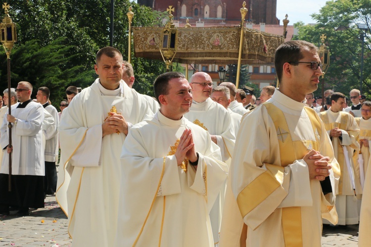 Centralna procesja Bożego Ciała we Wrocławiu 2019