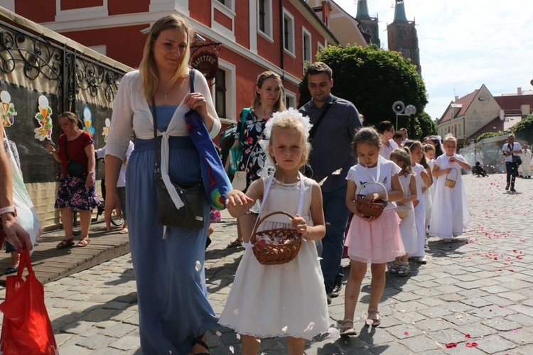 Centralna procesja Bożego Ciała we Wrocławiu 2019