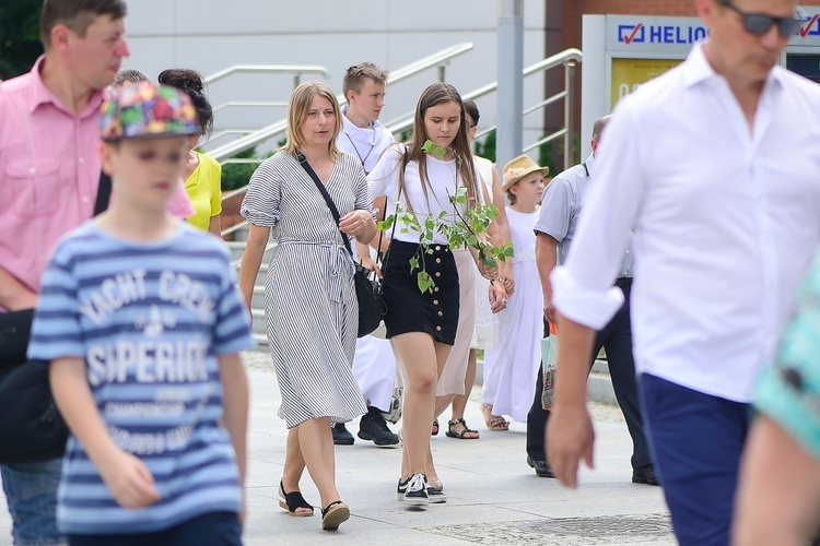 Olsztyn. Centralna procesja Bożego Ciała