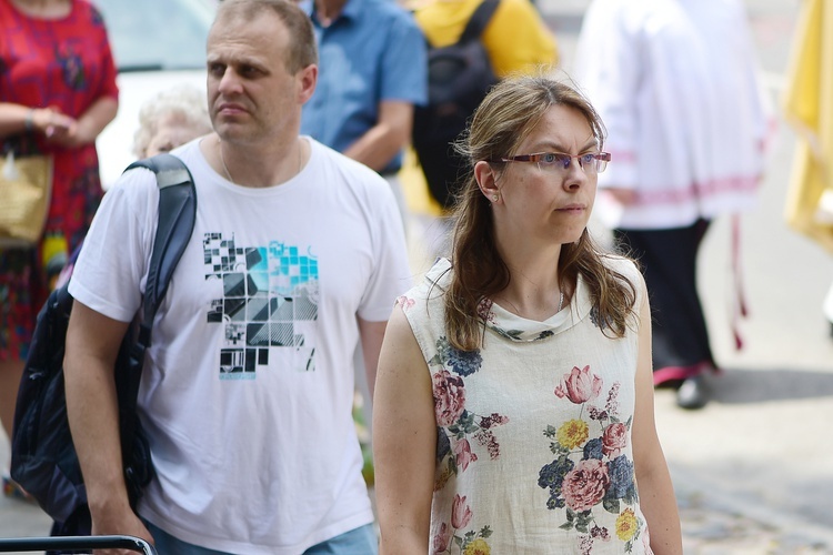 Olsztyn. Centralna procesja Bożego Ciała