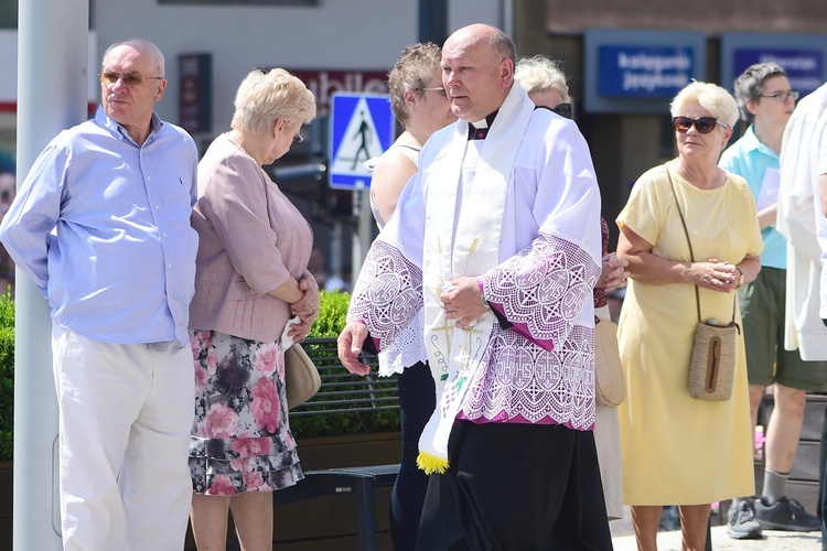 Olsztyn. Centralna procesja Bożego Ciała