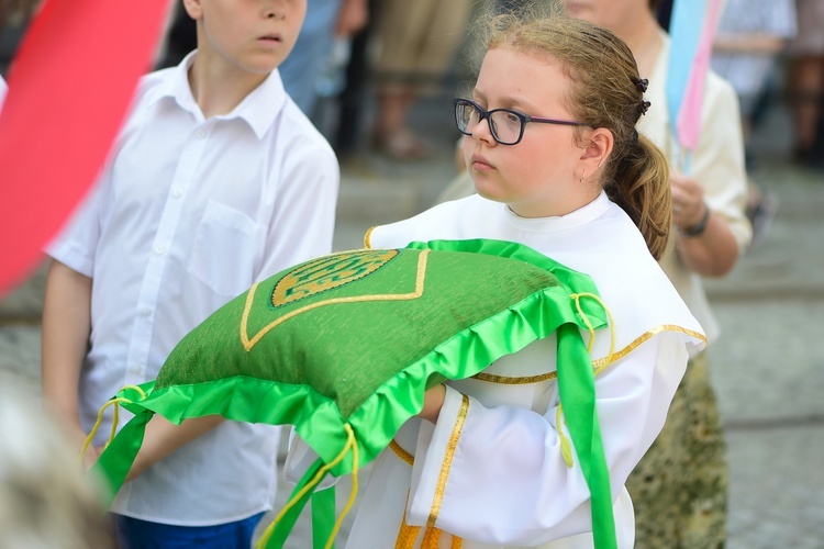 Olsztyn. Centralna procesja Bożego Ciała