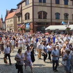 Miejska procesja eucharystyczna w Legnicy