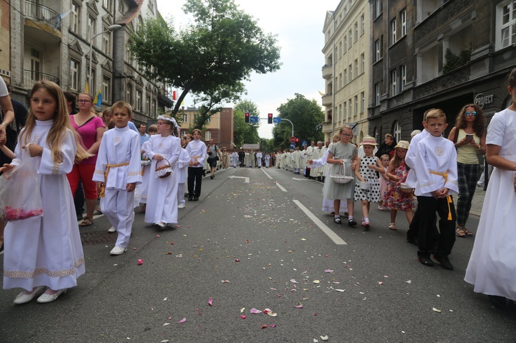 Centralna procesja Bożego Ciała w Katowicach