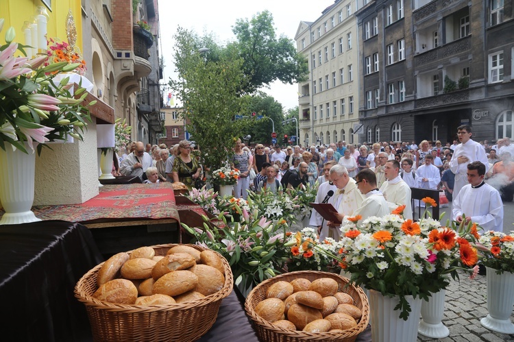 Centralna procesja Bożego Ciała w Katowicach