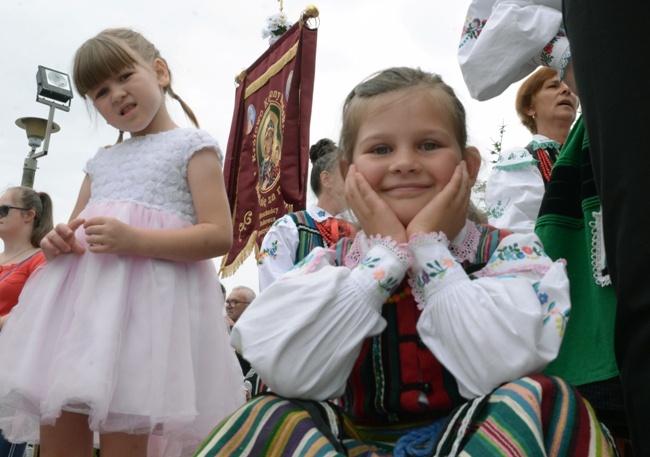 Pełne folkloru Boże Ciało w Opocznie