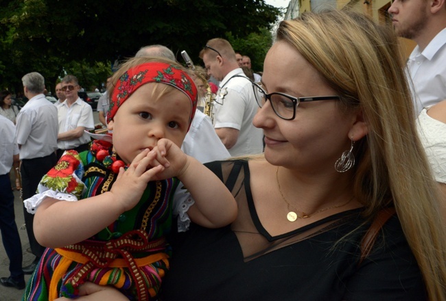 Pełne folkloru Boże Ciało w Opocznie