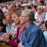 Koncert uwielbienia nad stawami w Oleśnicy