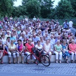 Koncert uwielbienia nad stawami w Oleśnicy