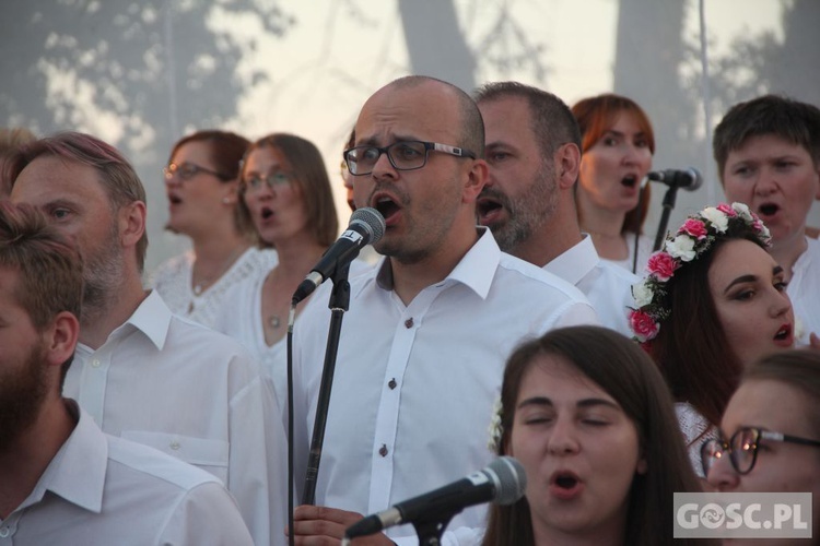 Zielonogórskie uwielbienie w Boże Ciało