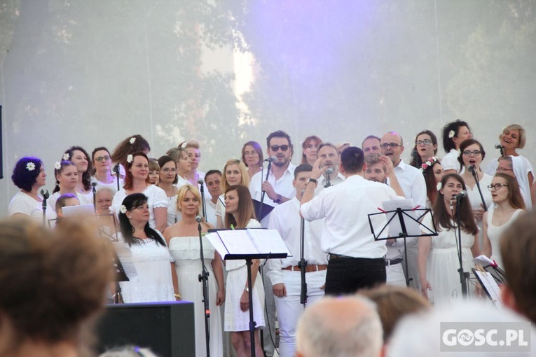 Zielonogórskie uwielbienie w Boże Ciało