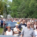 Procesja Bożego Ciała w parafii pw. św. Jadwigi Śląskiej we Wrocławiu-Leśnicy