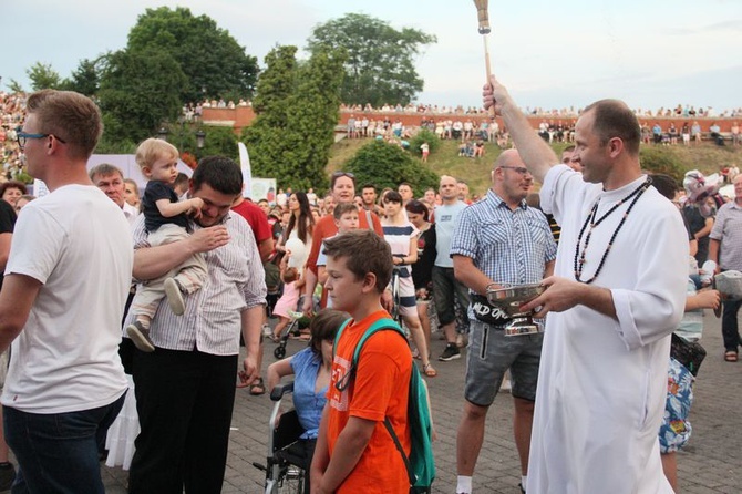 XVII Koncert Chwały