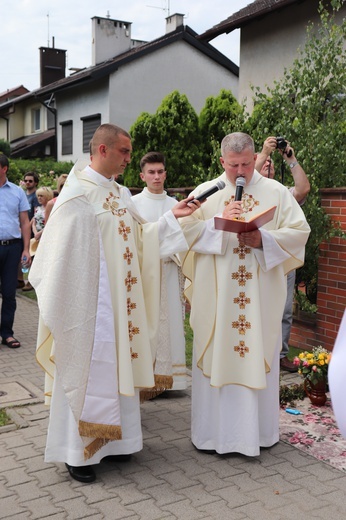 Procesja Bożego Ciała w parafii pw. Andrzeja Apostoła we Wrocławiu-Stabłowicach