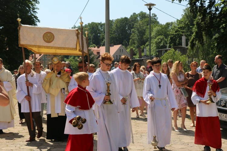 Boże Ciało 2019 - Wałbrzych, parafia pw. św. Barbary