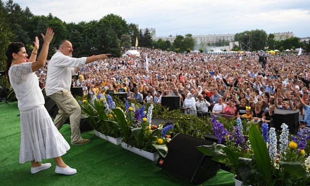 50 tys. ludzi na widowni koncertu "Jednego Serca Jednego Ducha"