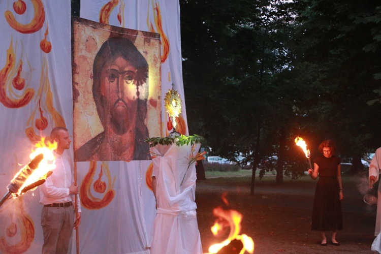 Akademicka procesja Bożego Ciała u dominikanów