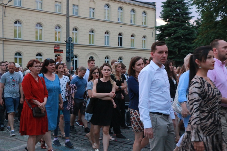 Akademicka procesja Bożego Ciała u dominikanów